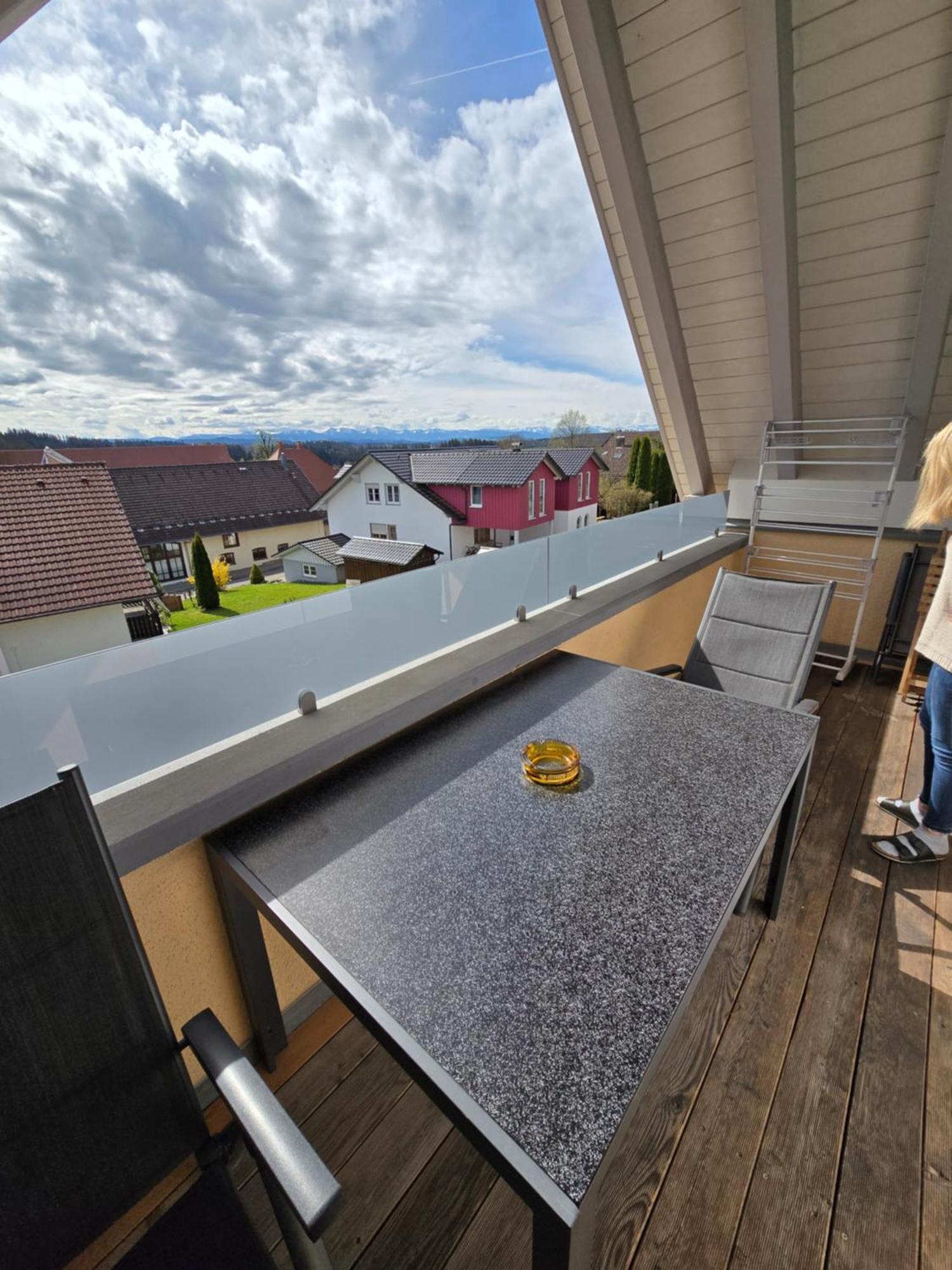 Alpenblick Apartment Leutkirch im Allgäu Room photo