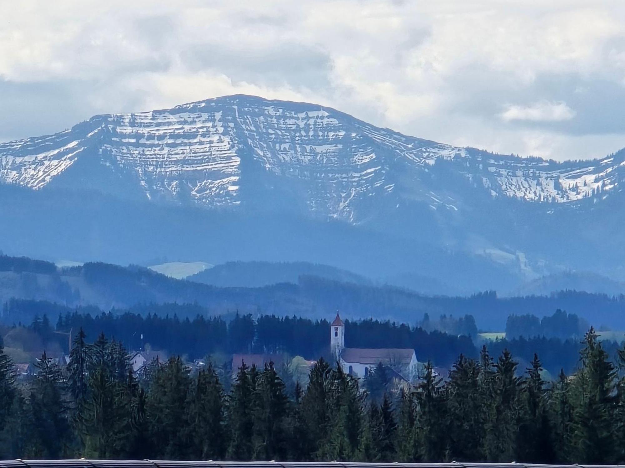 Alpenblick Apartment Leutkirch im Allgäu Room photo